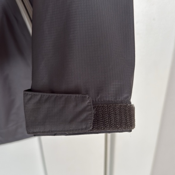 REI Kids’ Rain Jacket - Picture 4 of 5